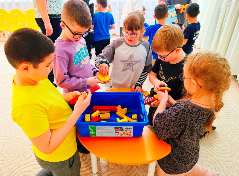 "LEGO-квест"