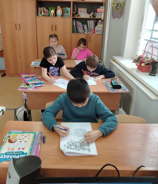 Успехи юных лингвистов детского объединения «Hello!»